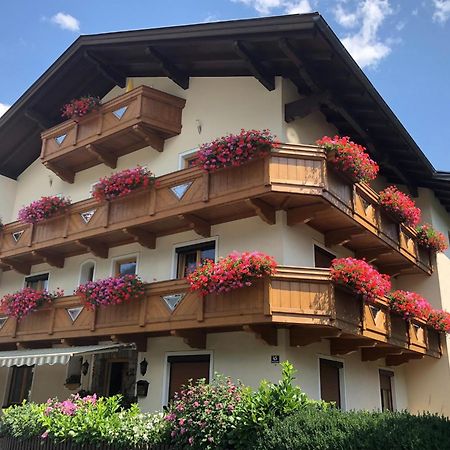 Appartamento Gaestehaus Neuhauser Zell am Ziller Esterno foto