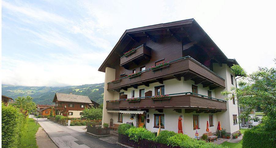 Appartamento Gaestehaus Neuhauser Zell am Ziller Esterno foto